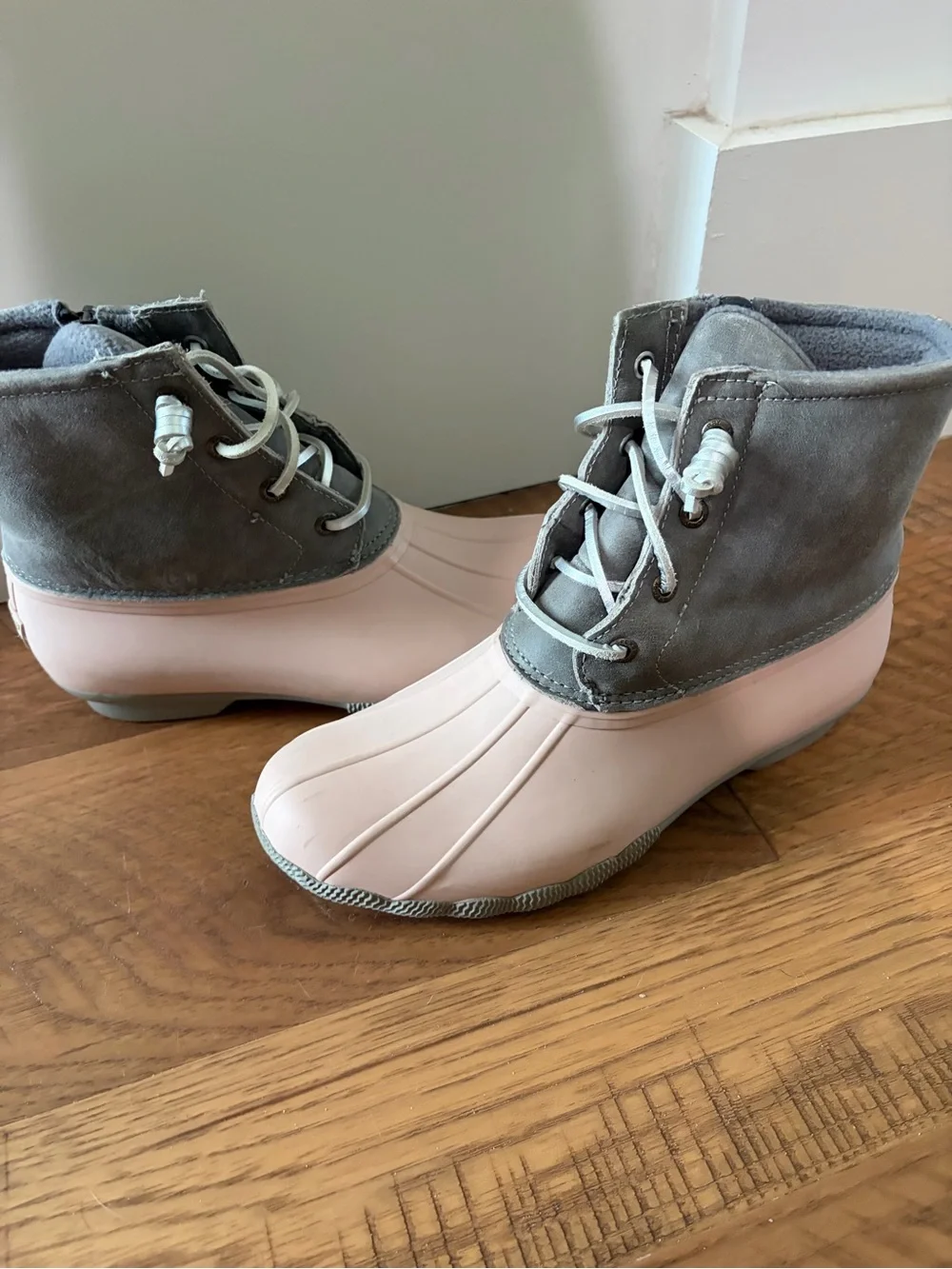 Sperry Waterproof Duck Boots in Light Pink and Gray-Green *ladies